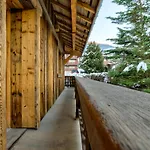 Chevrefeuille Chalet *